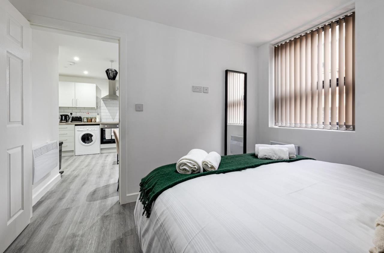 Cosy Modern Apt In Heart Of Stockport - Sleeps 4 Apartamento Exterior foto