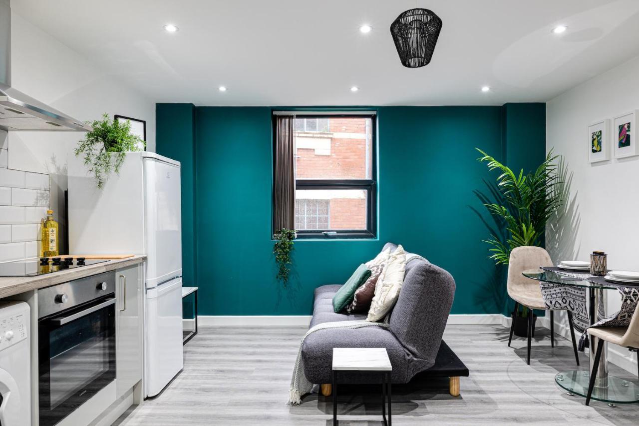 Cosy Modern Apt In Heart Of Stockport - Sleeps 4 Apartamento Exterior foto